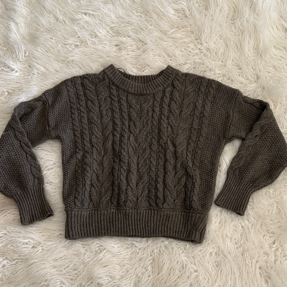Olive & Oak Cable Knit Sweater in Olive